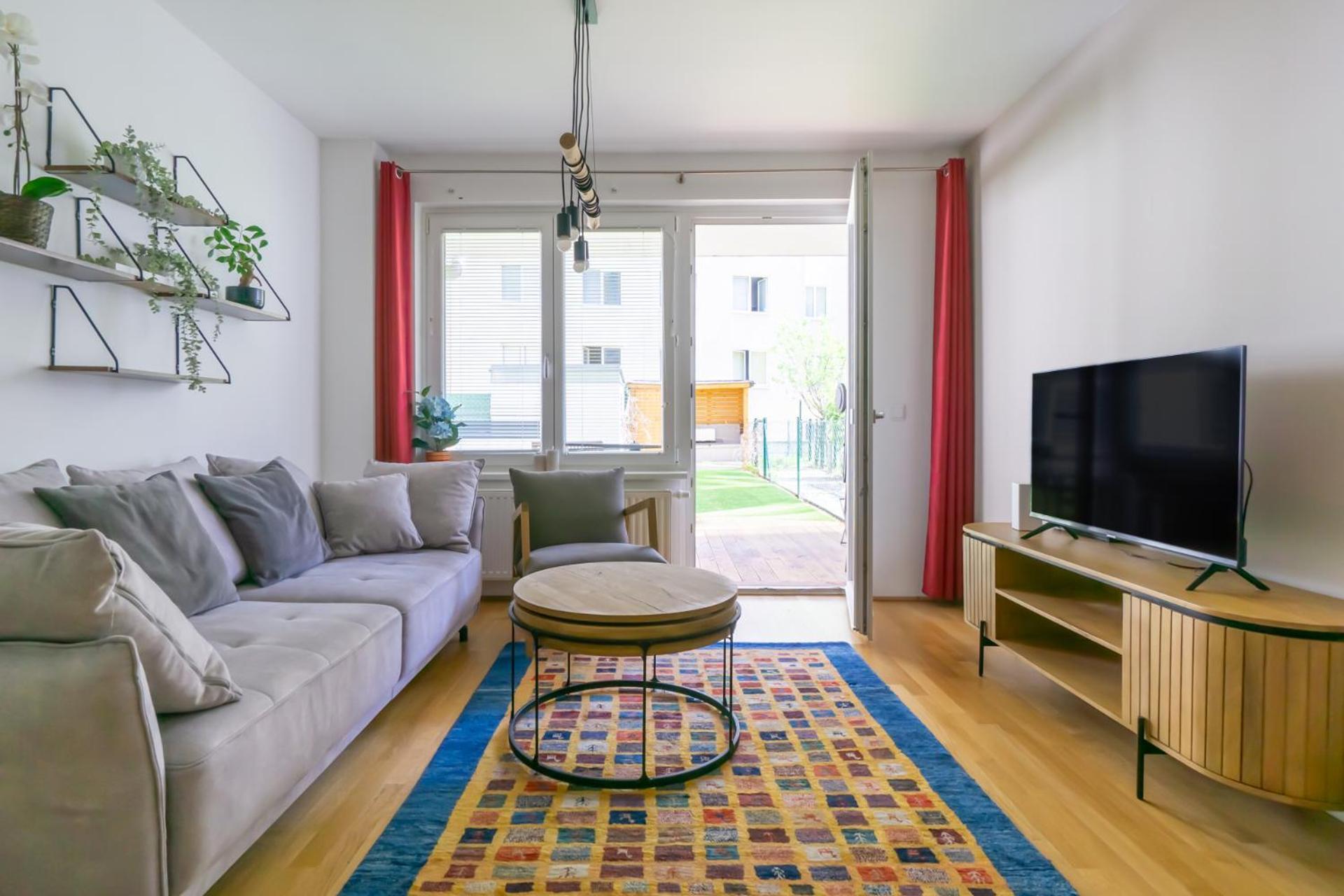 Apartment With Garden Close To Stadthalle, Westbahnhof Wenen Buitenkant foto